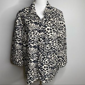 5/$25! Lucy & Laurel black and white linen collared blouse top size 2X